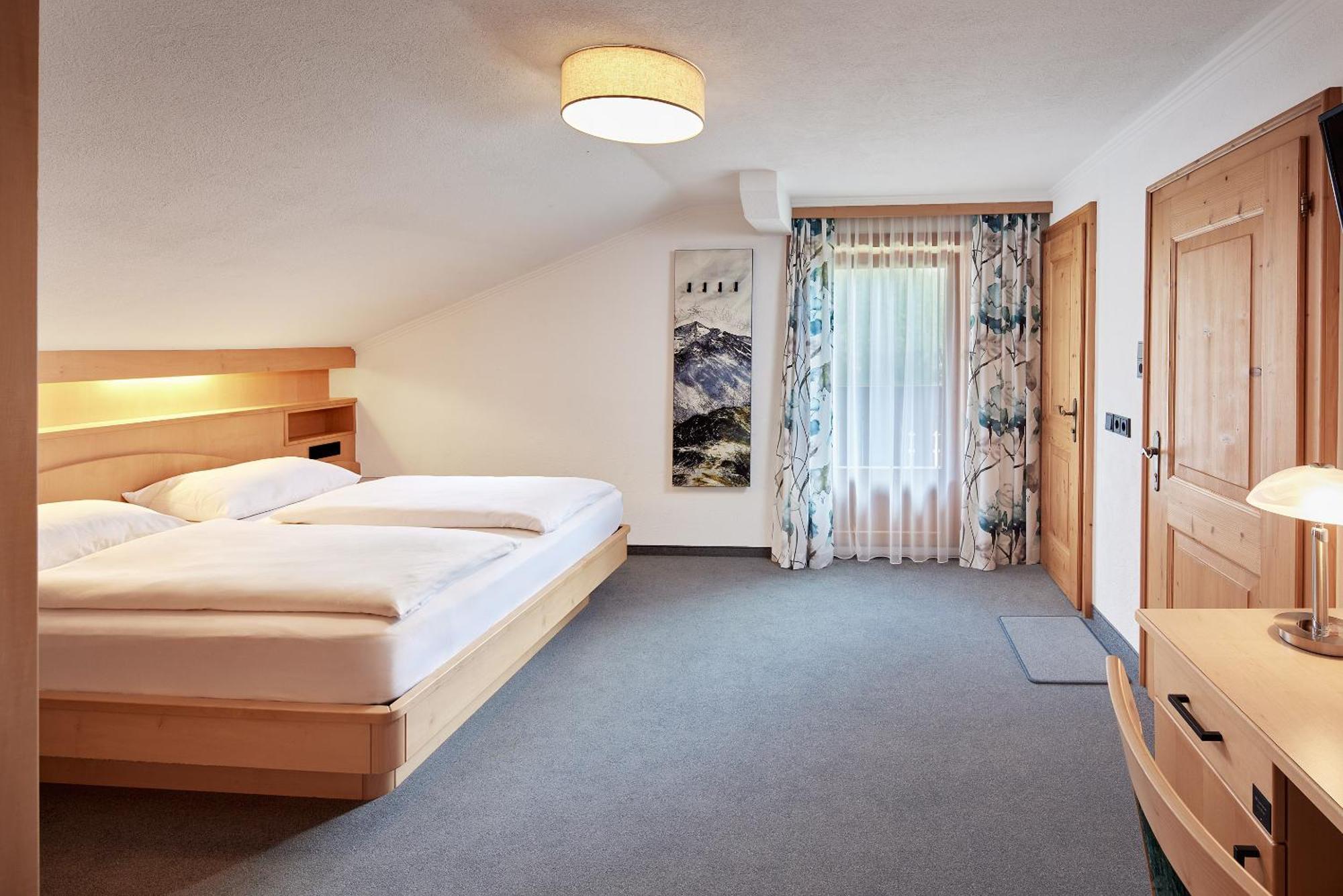 Hotel Gasthof Siggen Neukirchen am Großvenediger Kamer foto